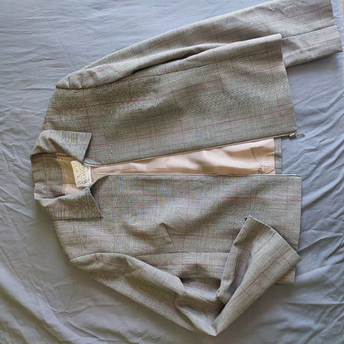 Arte Maxima Makis Tselios women's suit like new, size 46, grey brown
