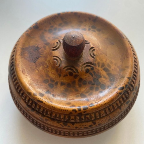Collectible handcrafted wooden box with lid used, folk art pyrography design