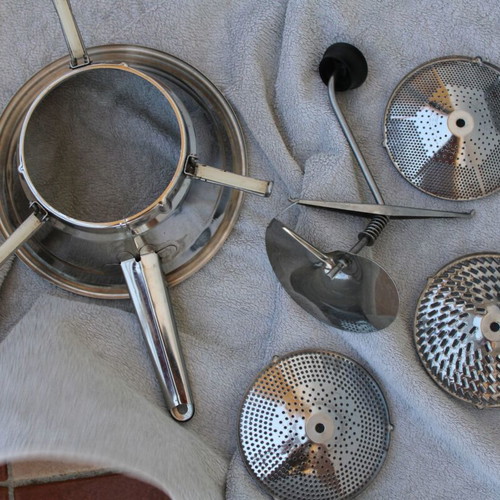 French stainless steel vegetable mill with 3 discs