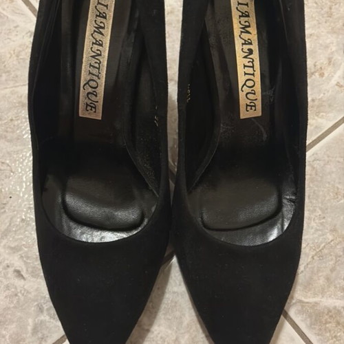 Pumps new, size 37, black