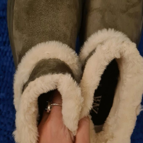 Zara boots new, size 39, green