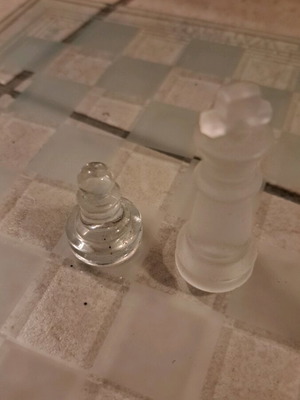 Johny Walker glass chessboard used collectible with glass pieces