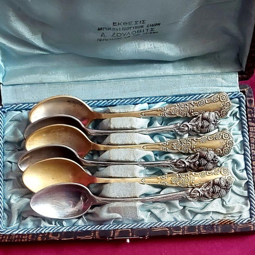 Antique spoon set used, 3 silver 800 and 3 gold-plated with case
