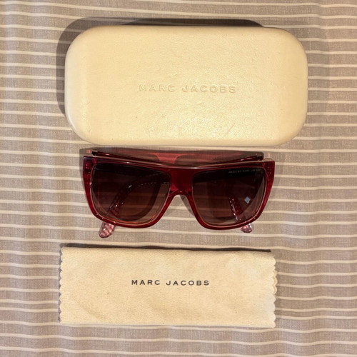 Marc Jacobs sunglasses used, pink