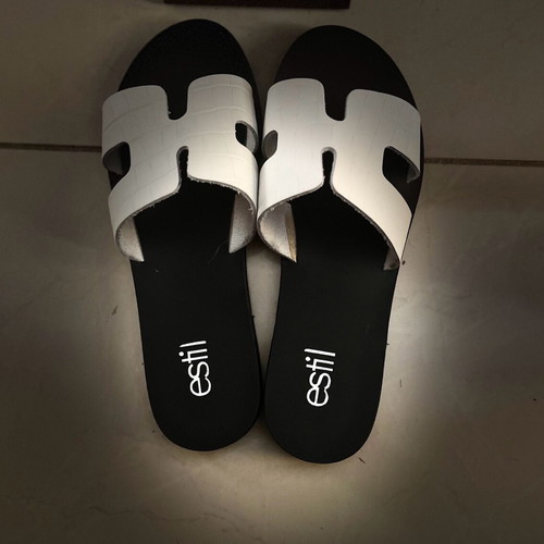 Estil leather sandals new, croco design, size 41, white
