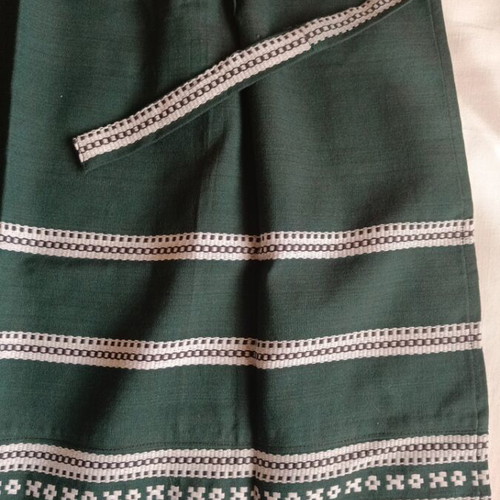 Traditional apron new