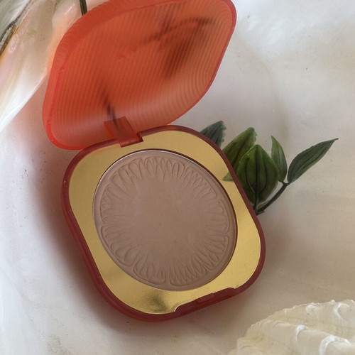 KIKO Summerproof Powder Foundation SPF 50 like new
