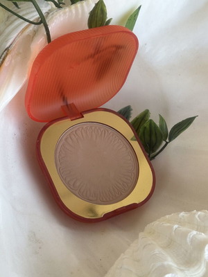 KIKO Summerproof Powder Foundation SPF 50 like new