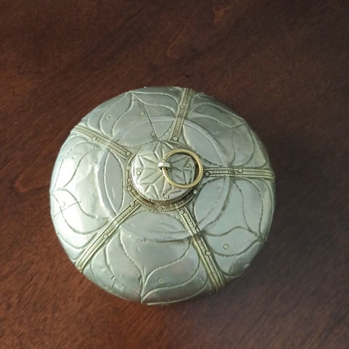Alpaca (Arzanto) container, handcrafted vintage decorative piece