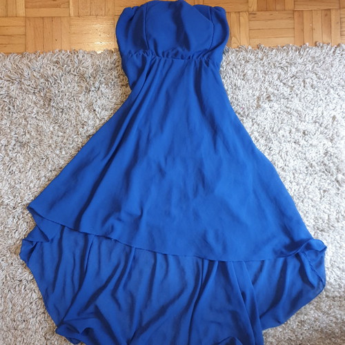 Dress with tail blue strapless airy like new