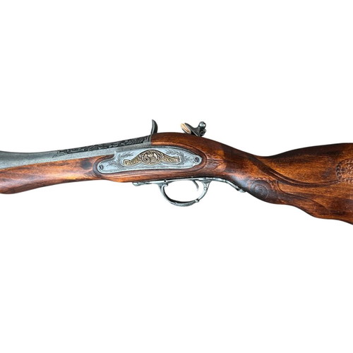 Decorative blunderbuss flintlock pistol used with wooden stock