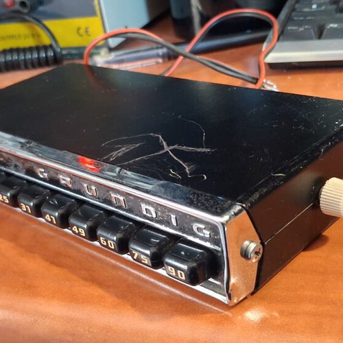 Grundig KW1000 shortwave converter used