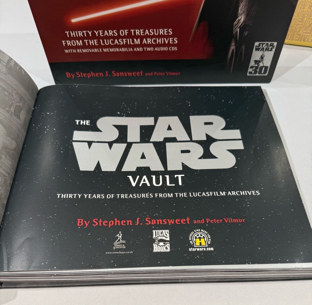 Star Wars Vault new, 30 years of… - € 65,00 - Vendora.cy