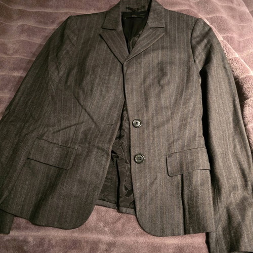 Hugo Boss suit like new, size S / 36 / 8