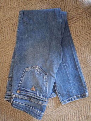 Guess skinny jeans used, size M 38 10