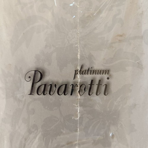 Luciano Pavarotti Platinum DVD collection like new, classical