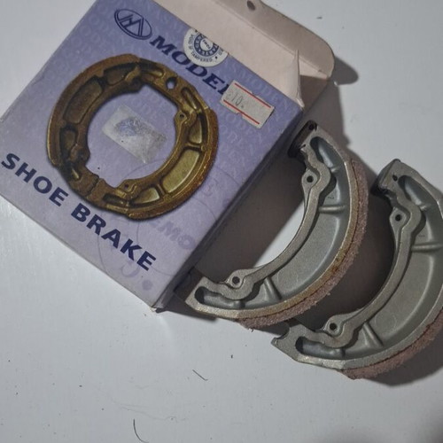 Modern brake shoes new
