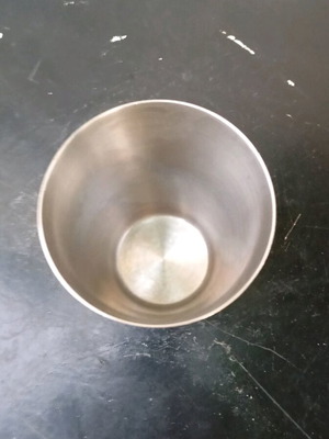 Small shaker used without lid