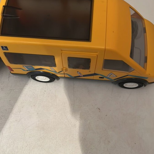 Playmobil pack of two cars