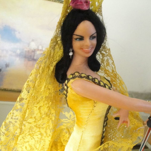 Spaniola dolls used, 31cm