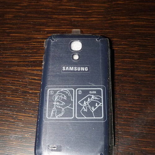 Original Samsung EF-FI919BBEGWW phone case for S4 Mini like new, black