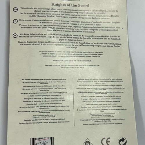 Britains 1994 Knights Of The Sword Plastic Soldiers new