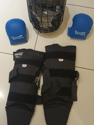 Martial arts accessories like new for children up to 1.20 m height