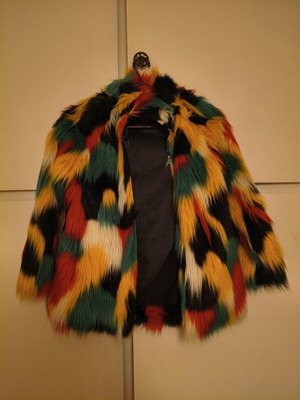 Tuctuc jacket coat with many colors, like new, size 8A 128cm