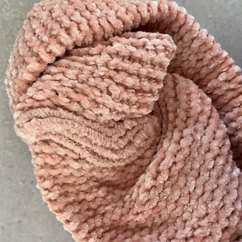 Hairband like new, pink, knitted chenille fabric