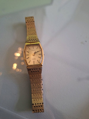 Gold-plated watch used, not working