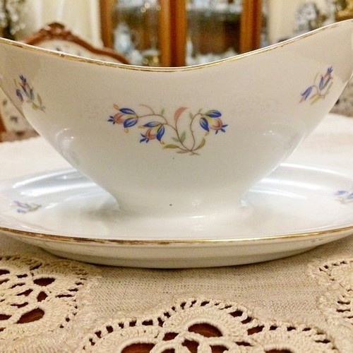 Porcelain Schirnding Qualitäts-Porzellan gravy boat 1949-1956