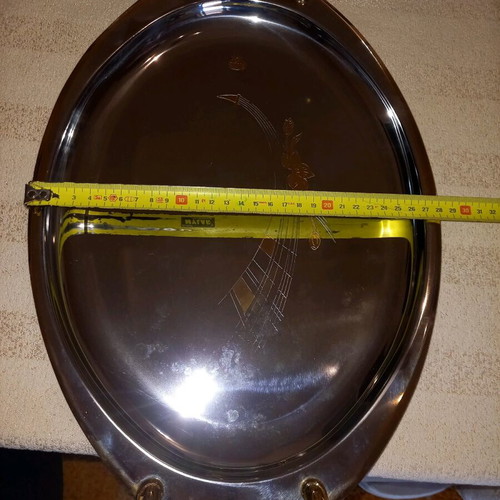 Serving trays set of 3 with gilded designs like new