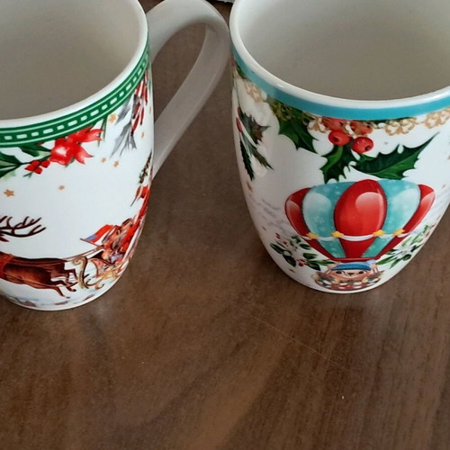 Porcelain Christmas mugs used, set of 2 with boxes