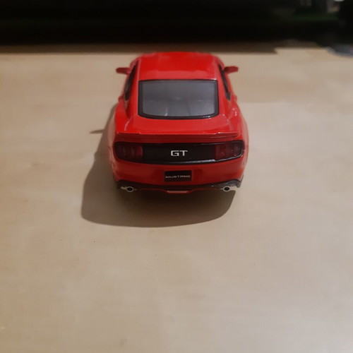 Ford Mustang toy car set 1/32 scale with pullback mechanism