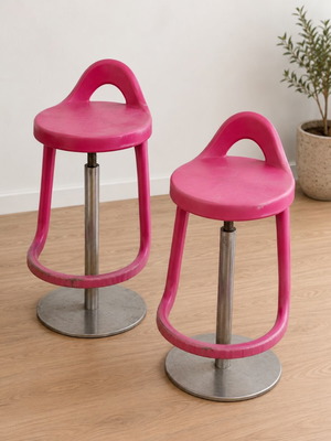 Adjustable bar stools used, pack of 5, fuchsia color
