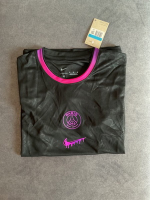 PSG Nike Dri-Fit football jersey new, size M, special edition