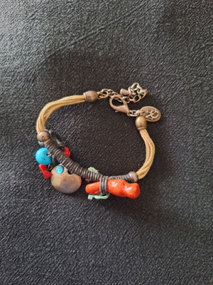 Bracelet Nick the Greek like new, beige with turquoise and coral