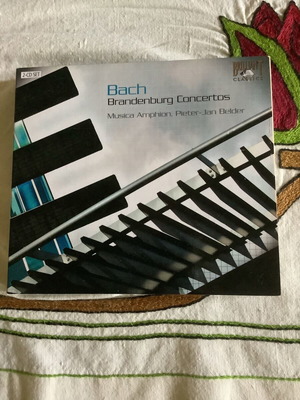 Bach Brandenburg Concertos collection like new, classical music
