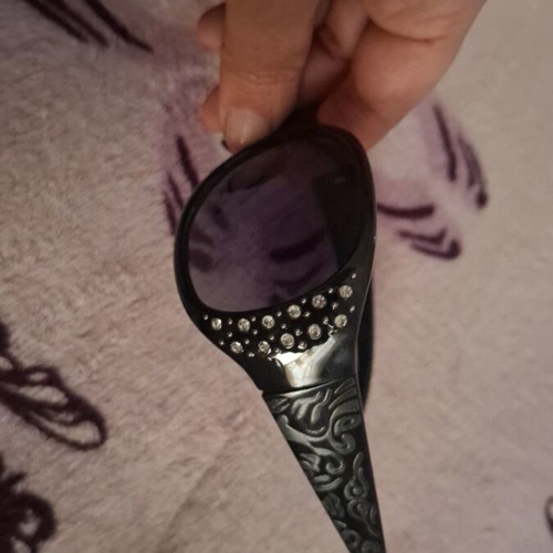 Women's fashion sunglasses new, black with zircon and engraving