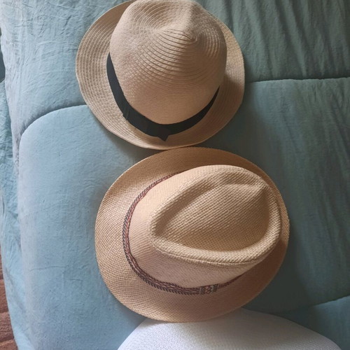 Straw hats used, size M