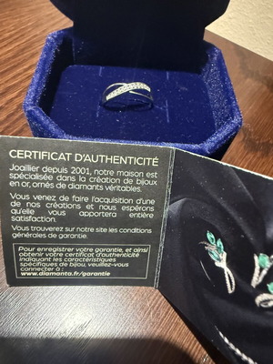 Diamond ring 375 white gold No52 with diamonds