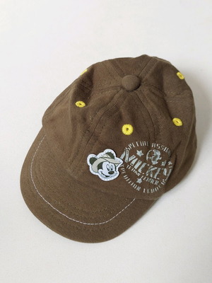 Βρεφικό καπέλο Jockey Mickey Mouse εξερευνητής σαν καινούργιο, καφέ, μέγεθος 44εκ