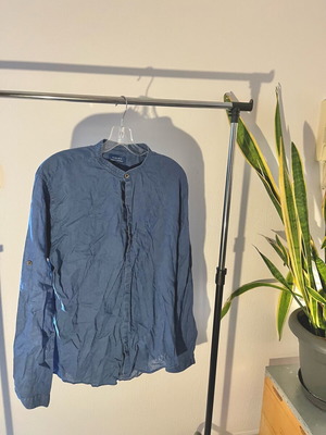 Zara men's shirt L like new, blue