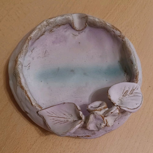 Ceramic ashtray large vintage used with crack