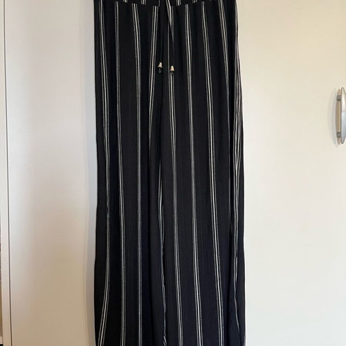 Striped summer palazzo pants S/M like new, black