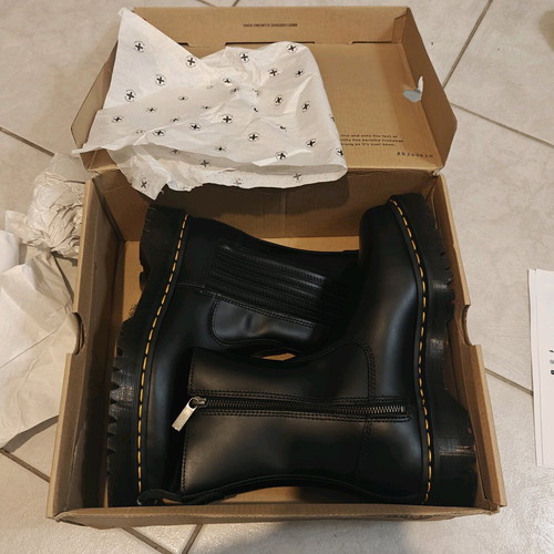 Dr. Martens Ammayah Lo black boots size 41 new unisex