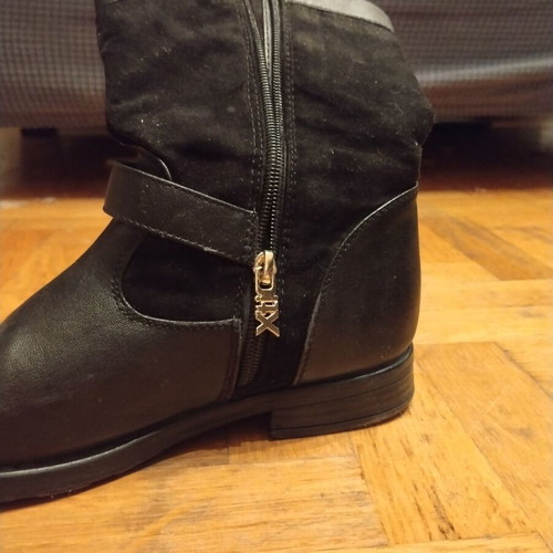 Xti leather black boots for girls size 36