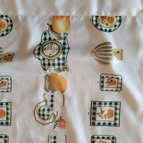 Table linens like new, set of 2 pieces