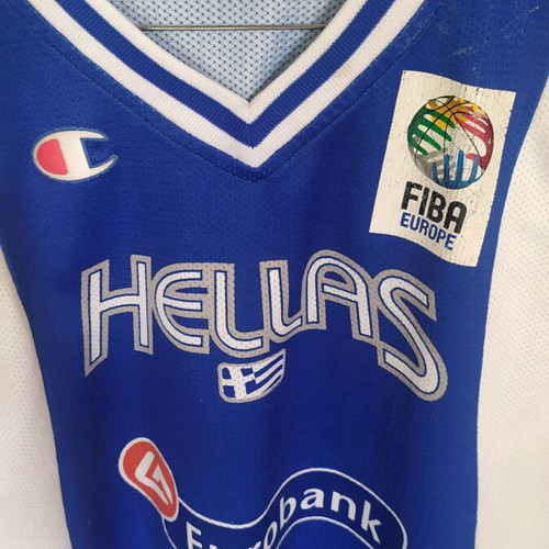 Basketball jersey of national team used, size large kids