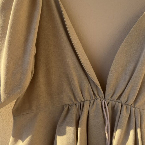 Linen top small used, earthy stone nude khaki color with side zipper